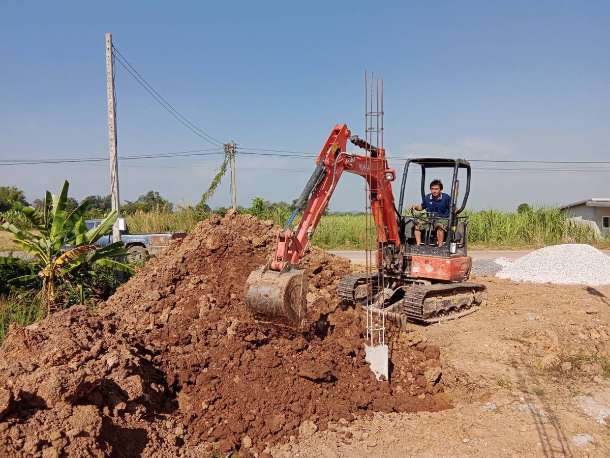 พื้นที่ให้บริการ&nbsp;รถแม็คโครให้เช่าเลย รถแบคโฮรับจ้างเลย รถขุดเล็กเลย Excavators for rent Loei.